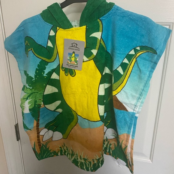 Hooded Dinasaur Towel For Kids 100% Cotton Beach, Bath, Pool 23.6x 47.24 Inches - Picture 1 of 3